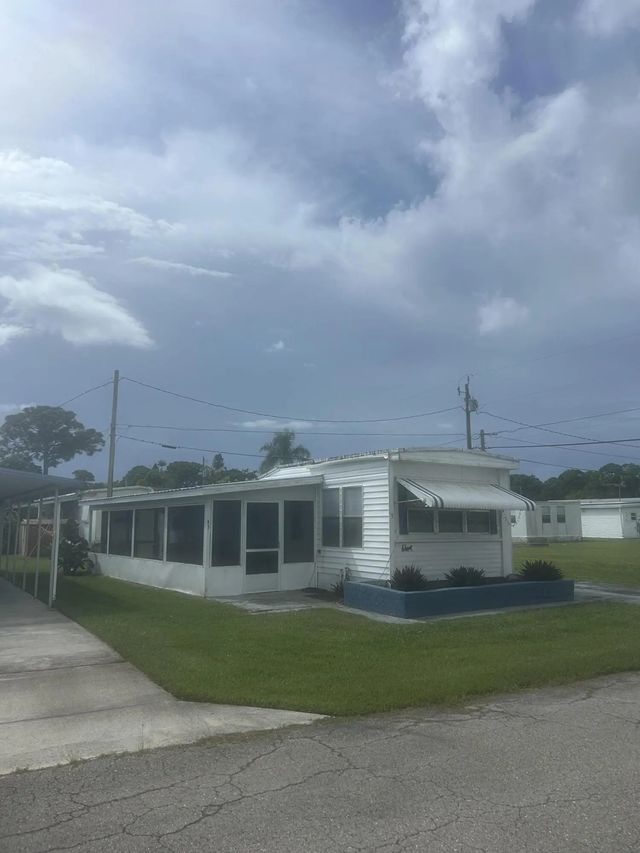 5400 Se Jack Avenue #k3, Stuart