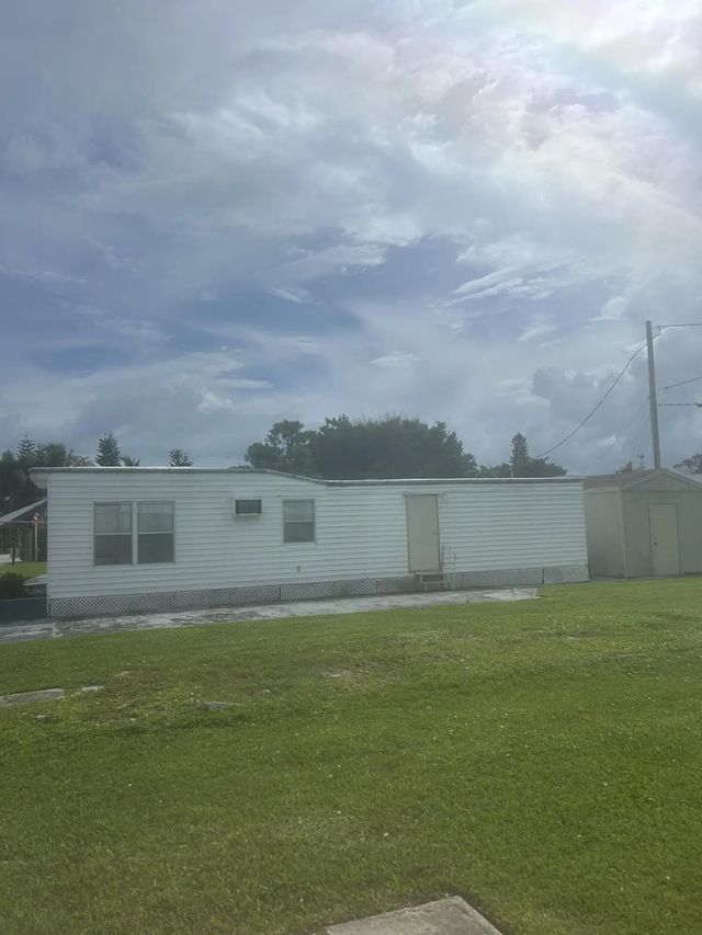 3 of 10 - 5400 Se Jack Avenue #k3, Stuart, FL