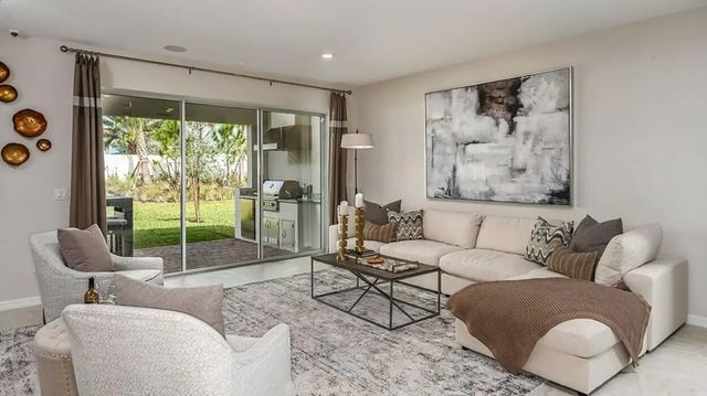 3 of 40 - 692 Se Ranch Oak Circle, Port St. Lucie, FL