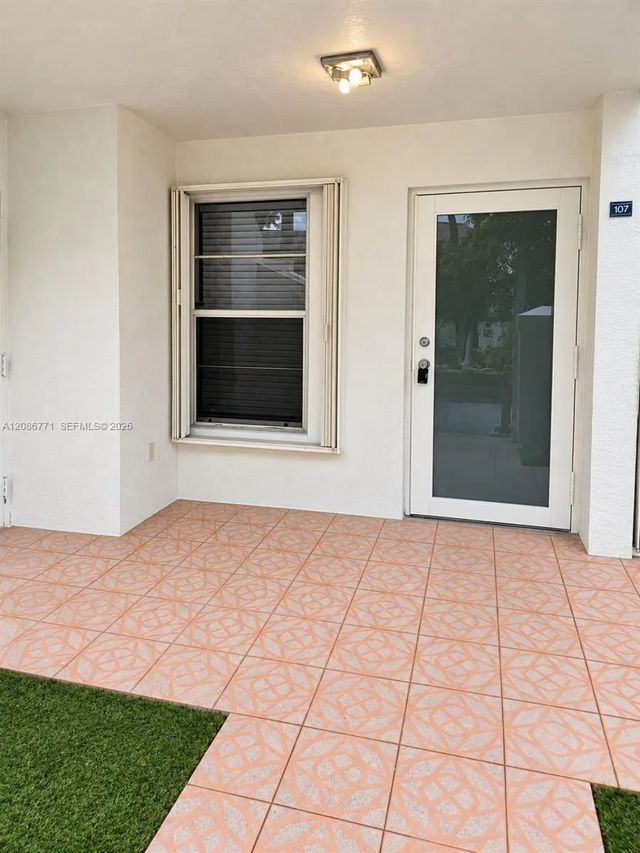 2 of 15 - 15385 Sw 76th Terrace #107, Miami, FL