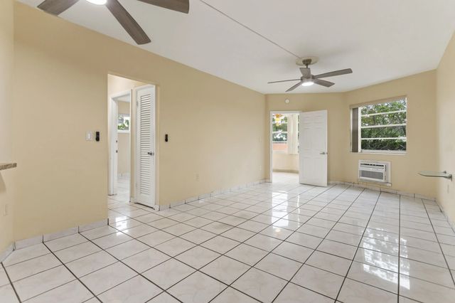 5 of 20 - 18630 Ne 18th Avenue #134, Miami, FL