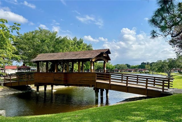 2 of 34 - 207 Cape Cod Circle #207, Lake Worth, FL