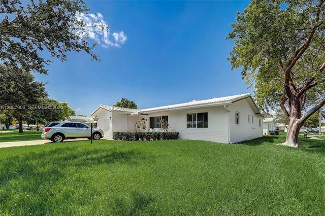4 of 30 - 1651 Nw 85th Avenue, Plantation, FL