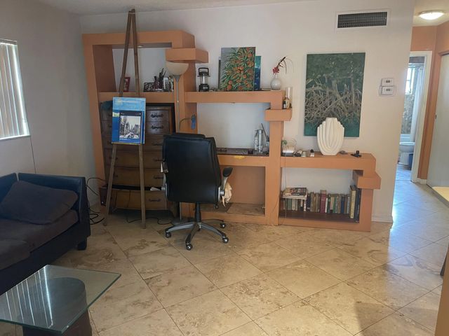 4 of 8 - 1700 Cleveland Street #apt 204, Hollywood, FL