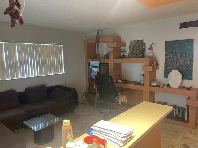 5 of 8 - 1700 Cleveland Street #apt 204, Hollywood, FL