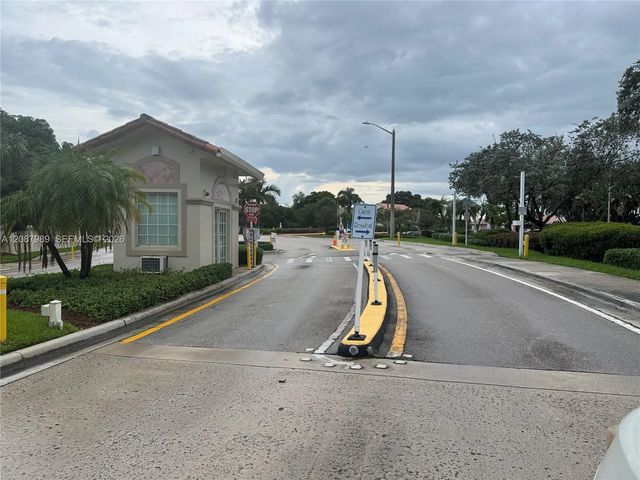 2 of 7 - 6620 Fern Street, Margate, FL