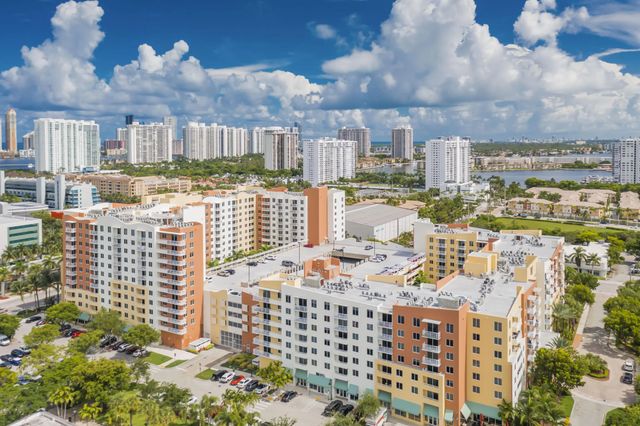 18800 Ne 29 Avenue #923, Aventura
