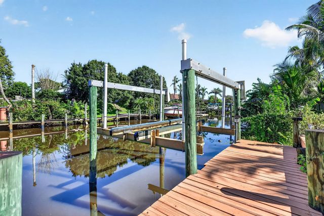 2 of 81 - 189 Ne Sagamore Terrace, Port St. Lucie, FL