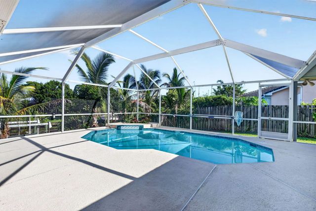 4 of 81 - 189 Ne Sagamore Terrace, Port St. Lucie, FL