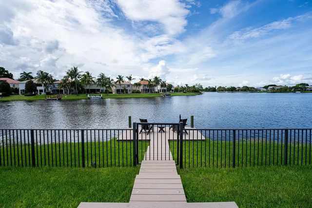 5 of 37 - 12657 White Coral Drive, Wellington, FL