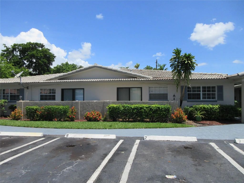 8601 Nw 35th Street #11, Coral Springs