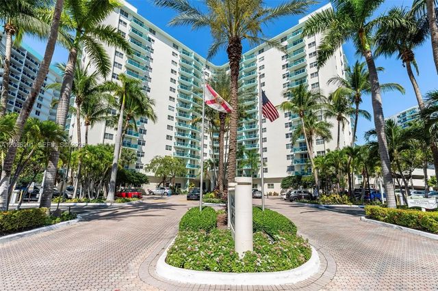 5 of 22 - 3801 S Ocean Drive #9t, Hollywood, FL