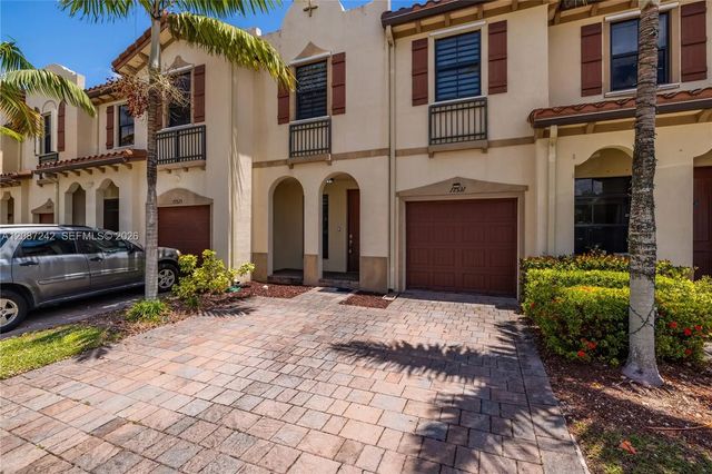 2 of 40 - 17531 Sw 153rd Path, Miami, FL