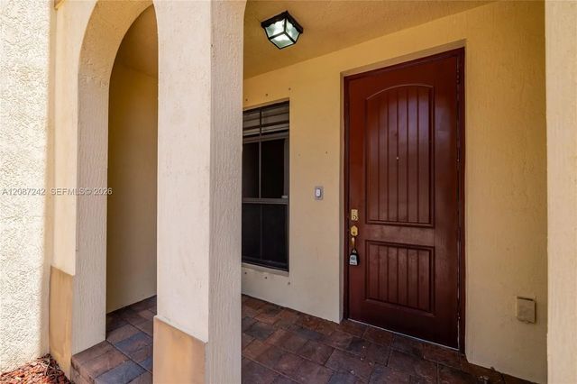 4 of 40 - 17531 Sw 153rd Path, Miami, FL