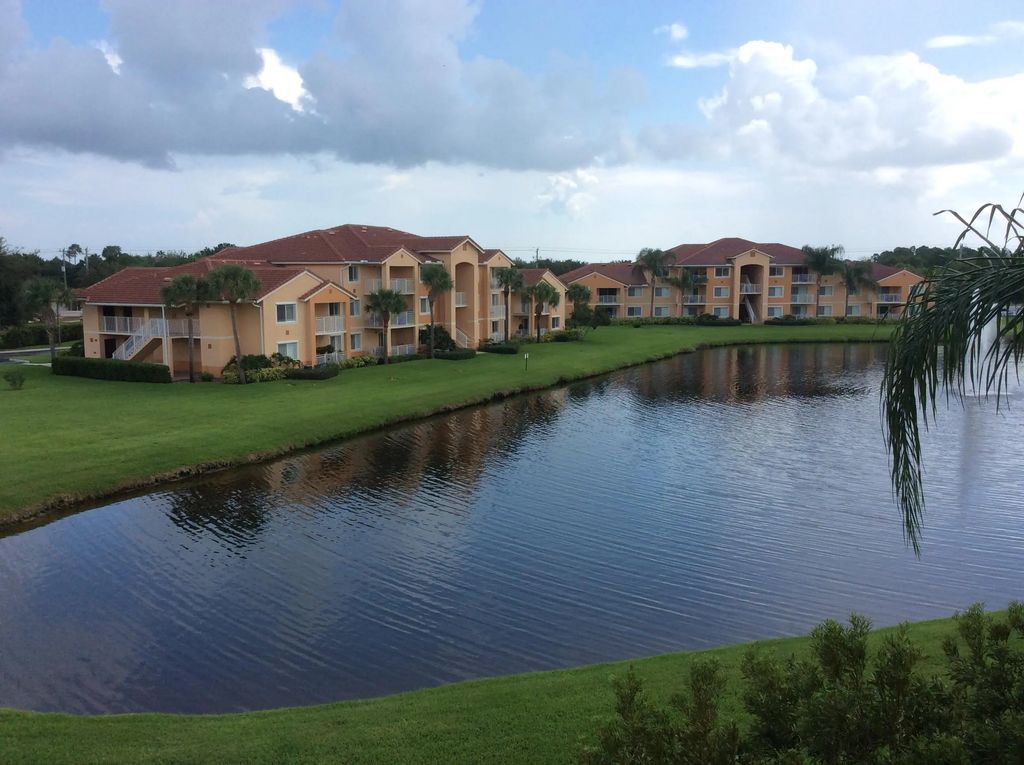 241 Sw Palm Drive #306, Port St. Lucie