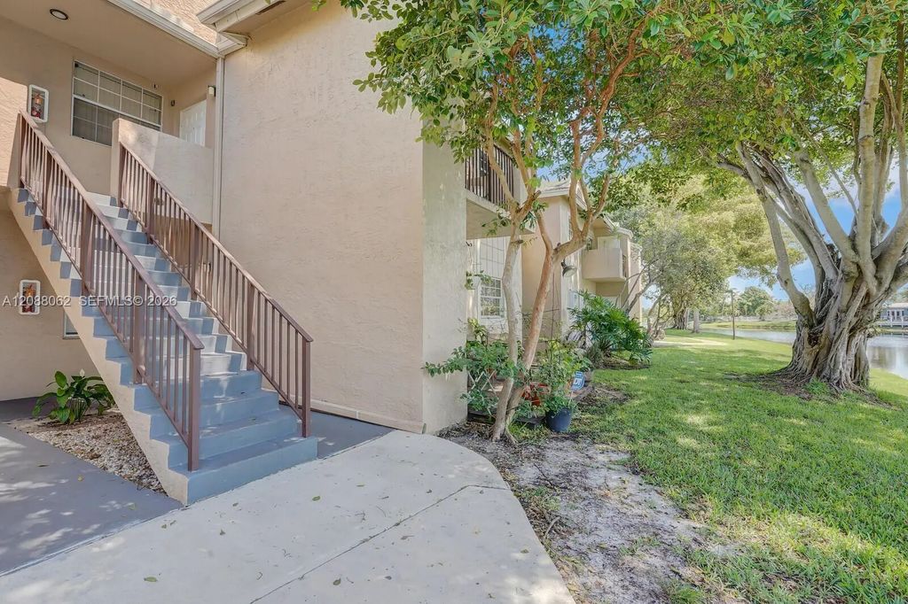 1971 Nw 96th Terrace #9k, Pembroke Pines