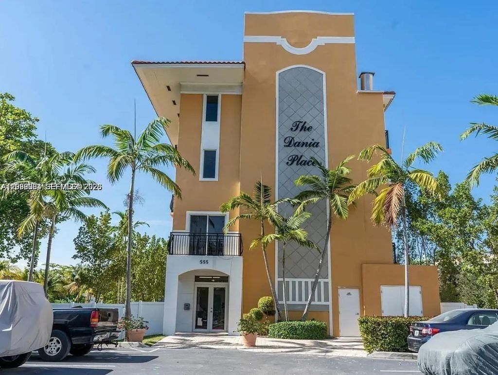 555 E Dania Beach Boulevard #5, Dania Beach