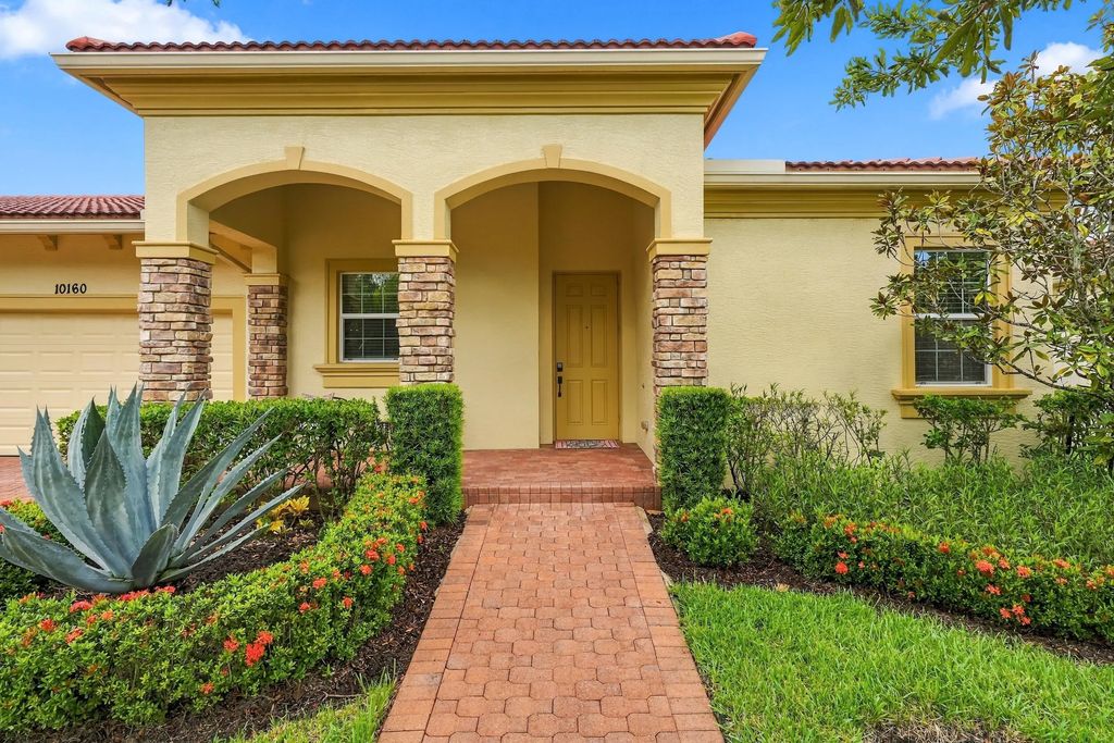 10160 Sw Azzo Lane, Port St. Lucie