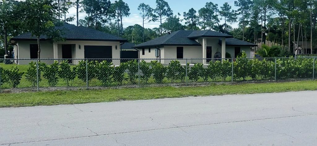 18477 Sycamore Drive W, The Acreage
