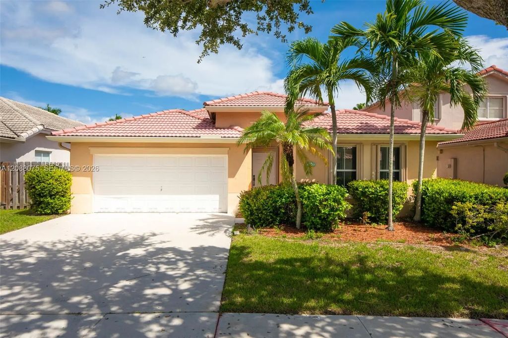 13945 S Cypress Cove Circle, Davie
