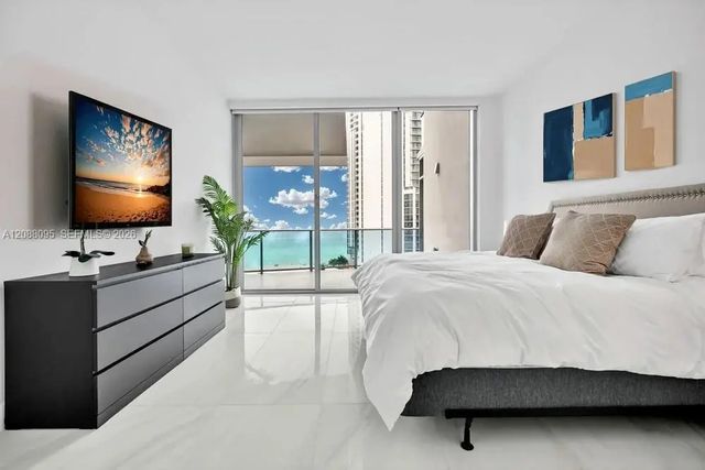 17550 Collins Avenue #1003, Sunny Isles Beach