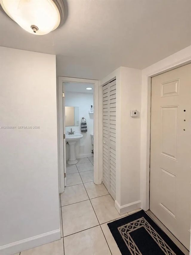 4 of 33 - 10625 Sw 112th Avenue #111, Miami, FL