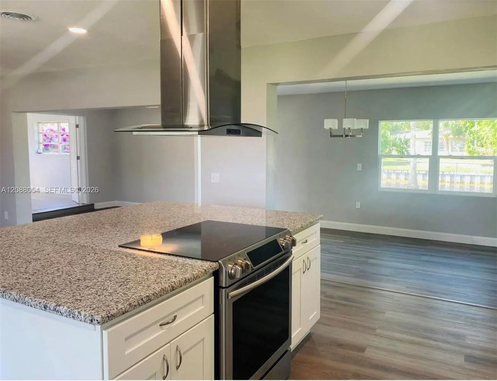 573 Wimbrow Drive, Sebastian