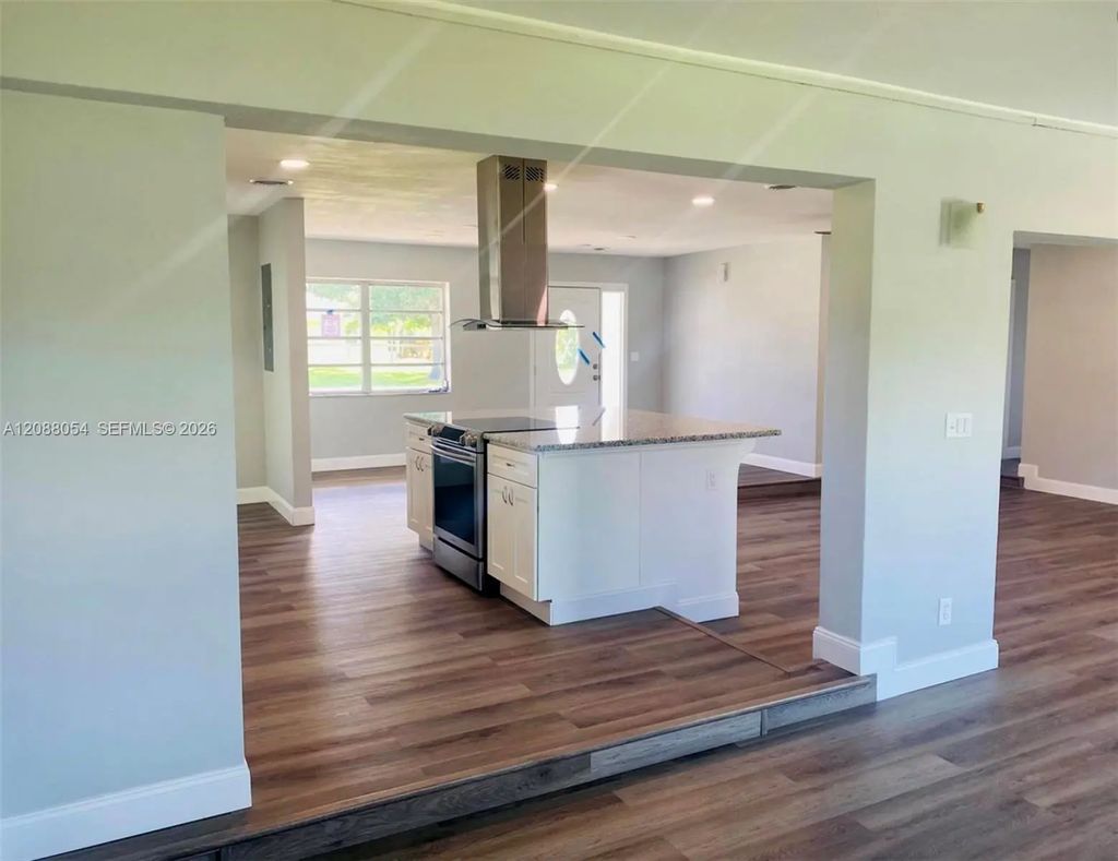 573 Wimbrow Drive, Sebastian