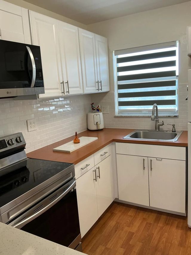 2 of 19 - 2720 N Pine Island Road #305, Sunrise, FL