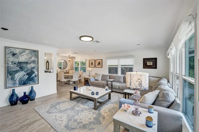 5 of 34 - 418 Nw 20th Street, Wilton Manors, FL