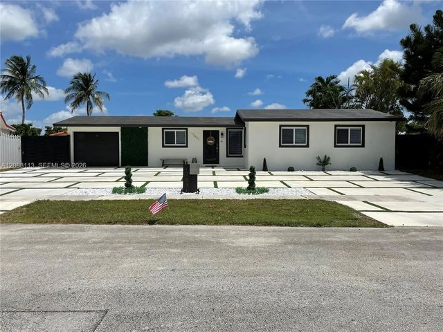 17831 Nw 84th Court, Miami