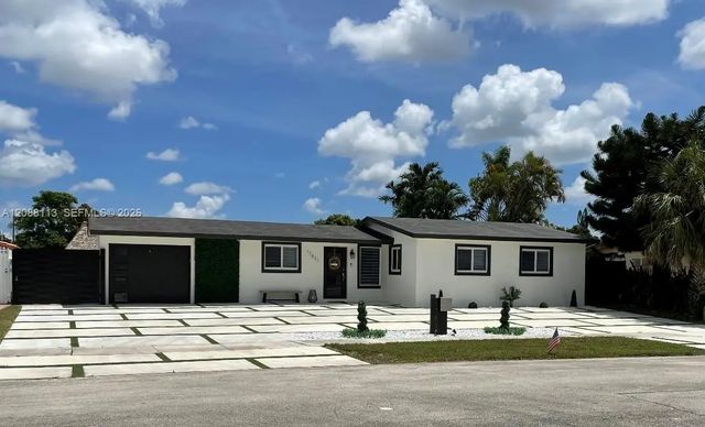 2 of 27 - 17831 Nw 84th Court, Miami, FL