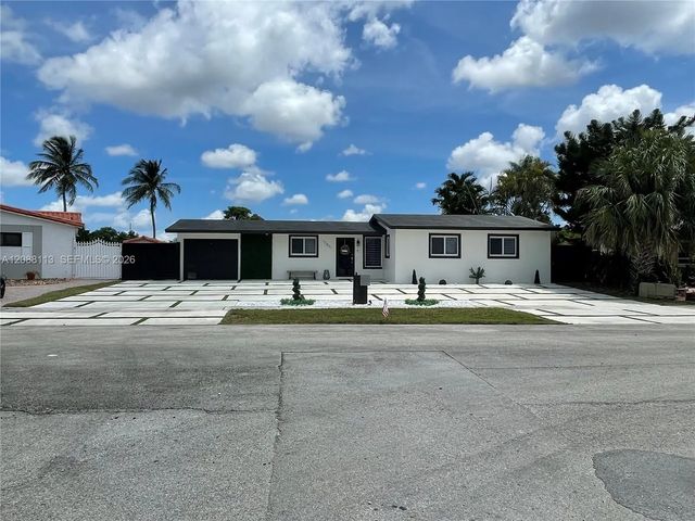 3 of 27 - 17831 Nw 84th Court, Miami, FL
