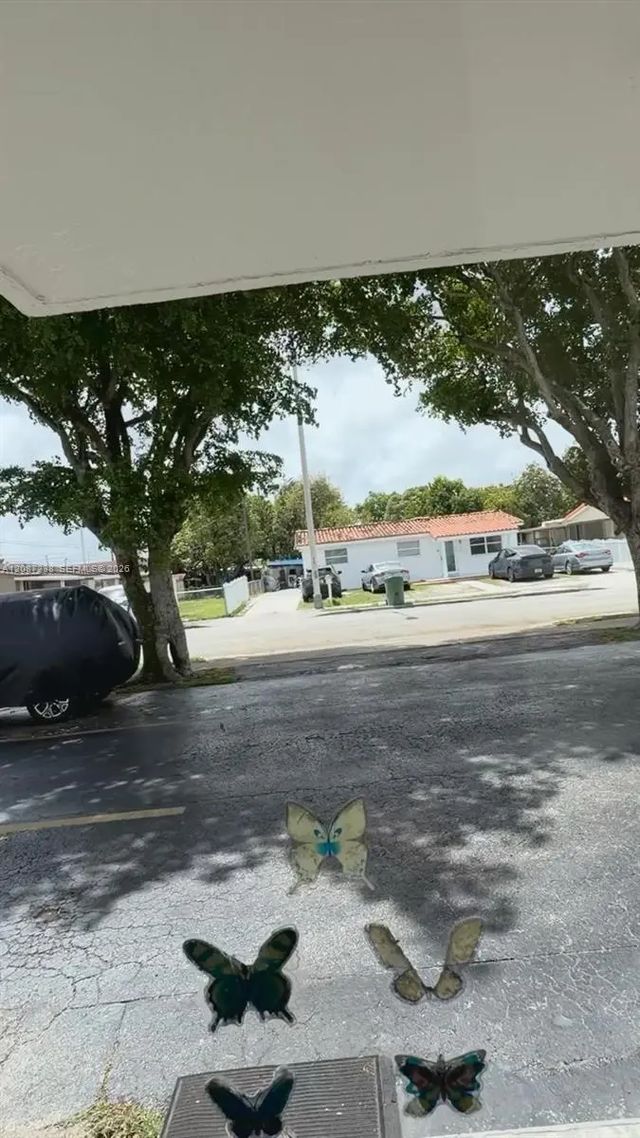 4 of 6 - 1225 W 35th Street #2a, Hialeah, FL