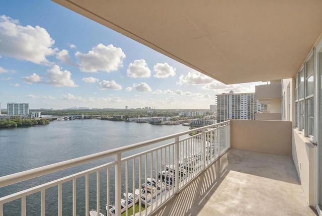 3 of 28 - 250 174th Street #1719, Sunny Isles Beach, FL