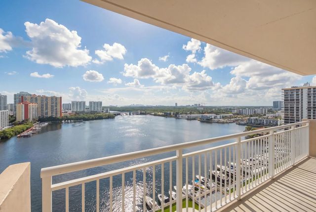 4 of 28 - 250 174th Street #1719, Sunny Isles Beach, FL