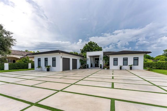 11681 Sw 93rd Street, Miami