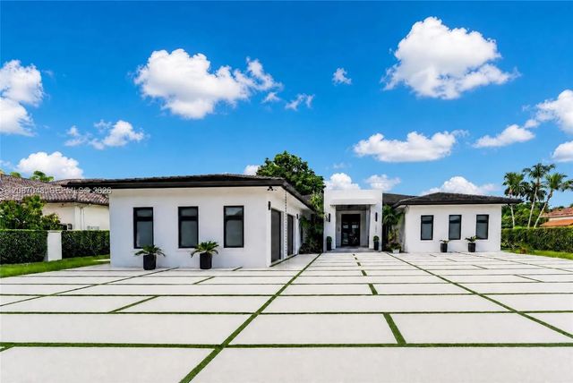 11681 Sw 93rd Street, Miami