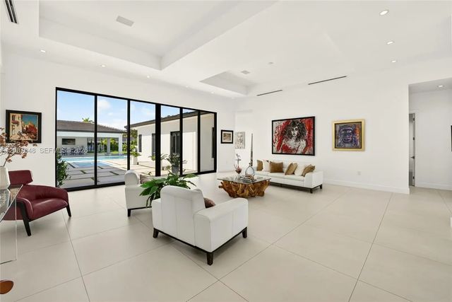 5 of 43 - 11681 Sw 93rd Street, Miami, FL