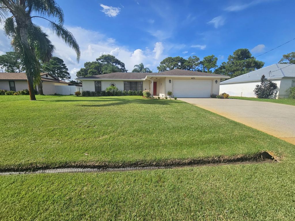 421 Se Faith Terrace, Port St. Lucie