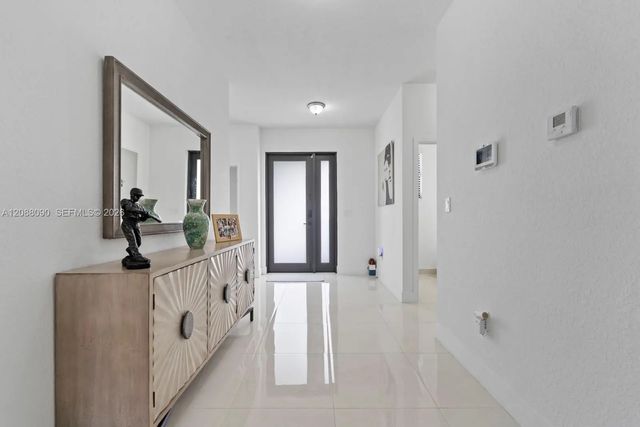4 of 35 - 14540 Sw 22nd Street, Miami, FL