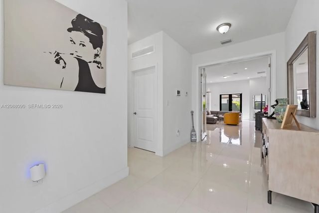 5 of 35 - 14540 Sw 22nd Street, Miami, FL