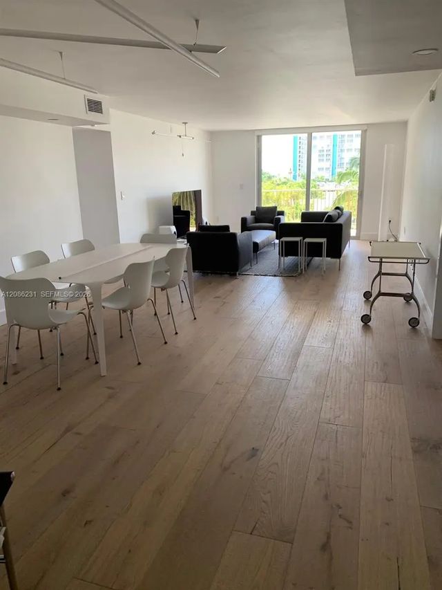 2 of 16 - 210 Sea View Drive #506, Key Biscayne, FL