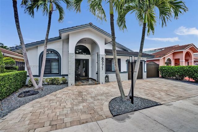 8971 Nw 150th Terrace, Miami Lakes