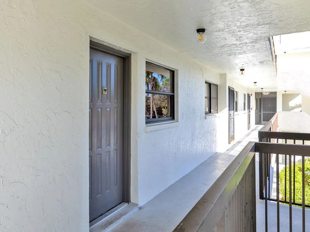 4 of 45 - 7579 Nw 79th Avenue #204, Tamarac, FL