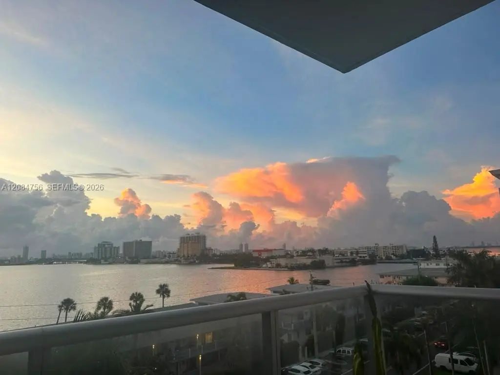 7928 East Drive #604, North Bay Village