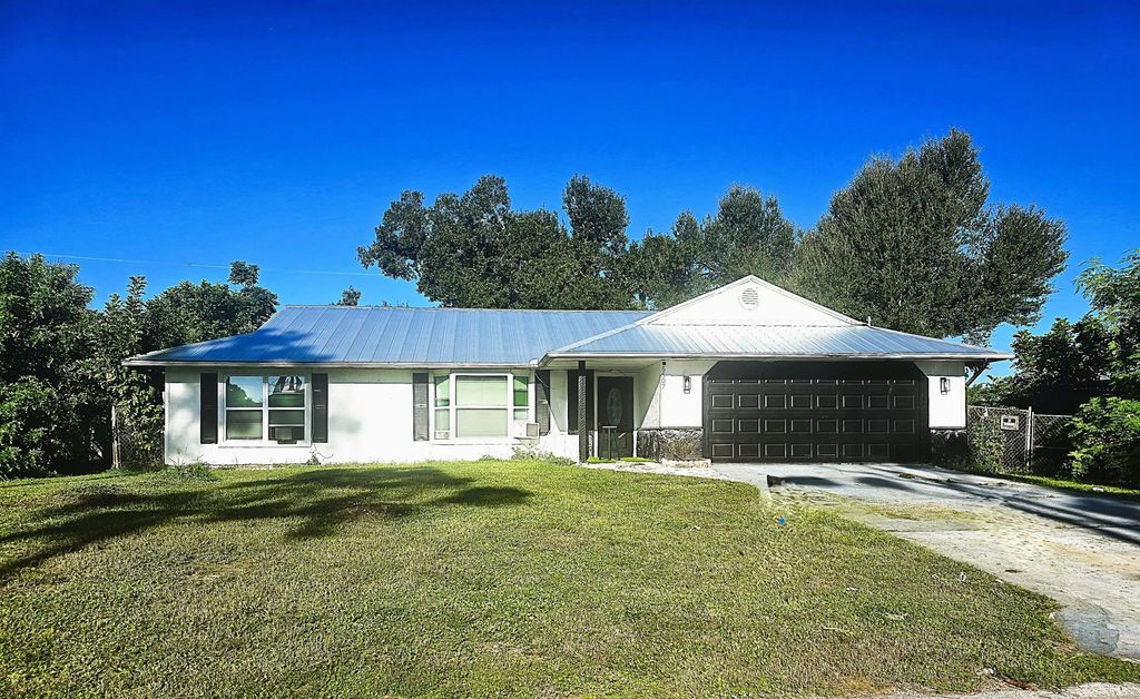 5507 Eastwood Drive, Fort Pierce