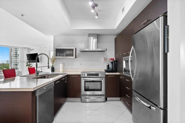 4 of 54 - 150 Sunny Isles Boulevard #1-1004, Sunny Isles Beach, FL