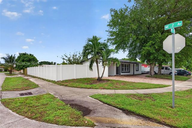 3 of 36 - 241 Ne 45th Street, Deerfield Beach, FL