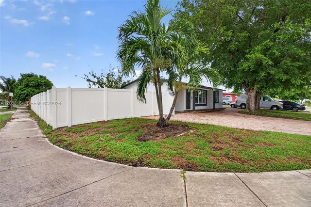 4 of 36 - 241 Ne 45th Street, Deerfield Beach, FL